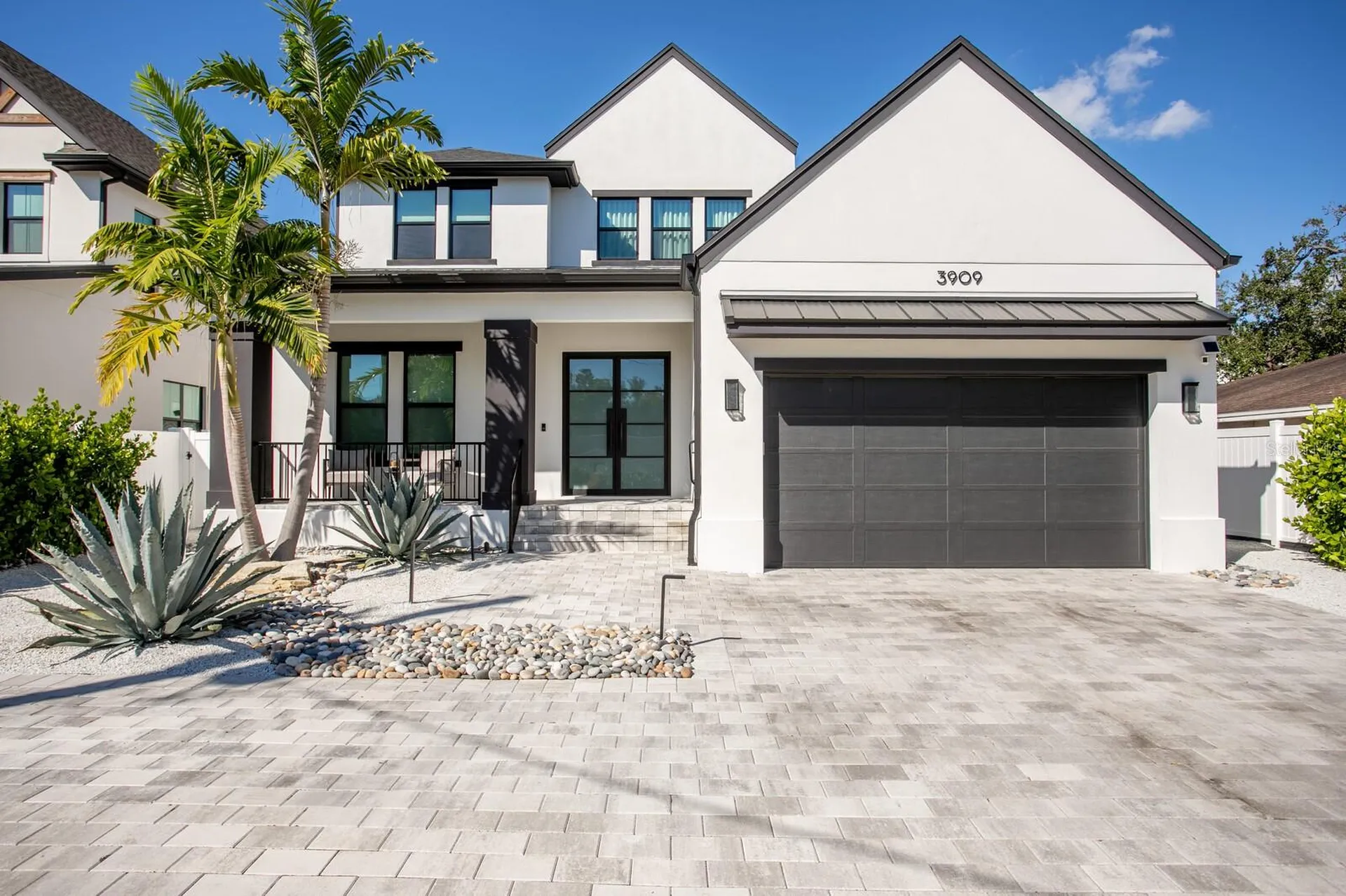 3909 W Azeele Street Tampa FL 33609