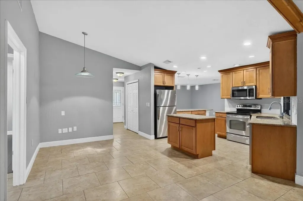 2883 Mandarin Place Palm Harbor FL 34684