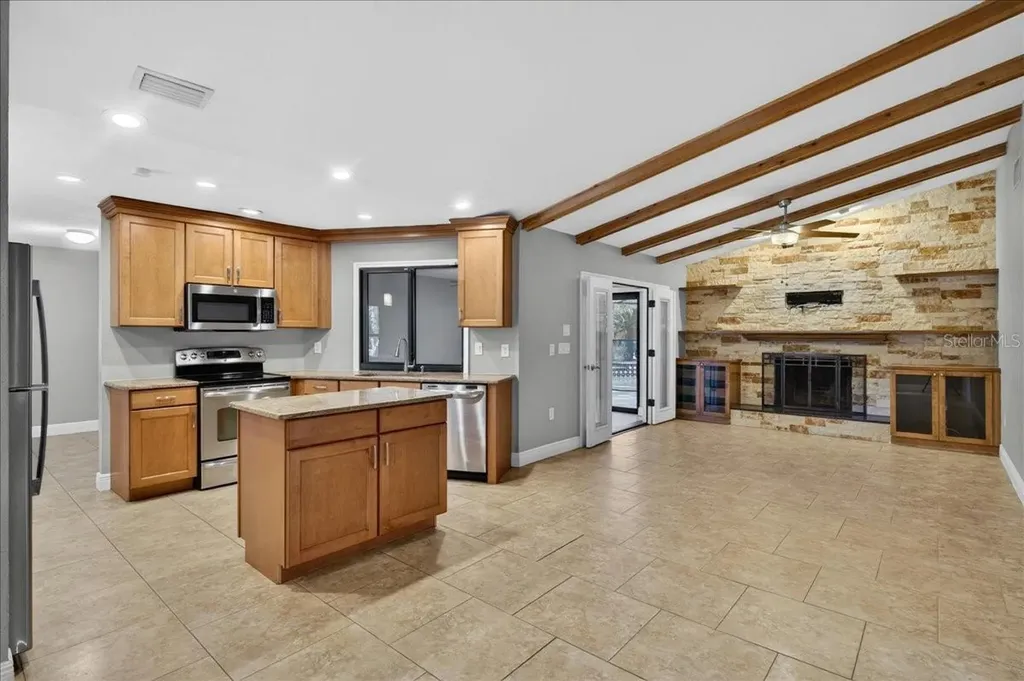 2883 Mandarin Place Palm Harbor FL 34684