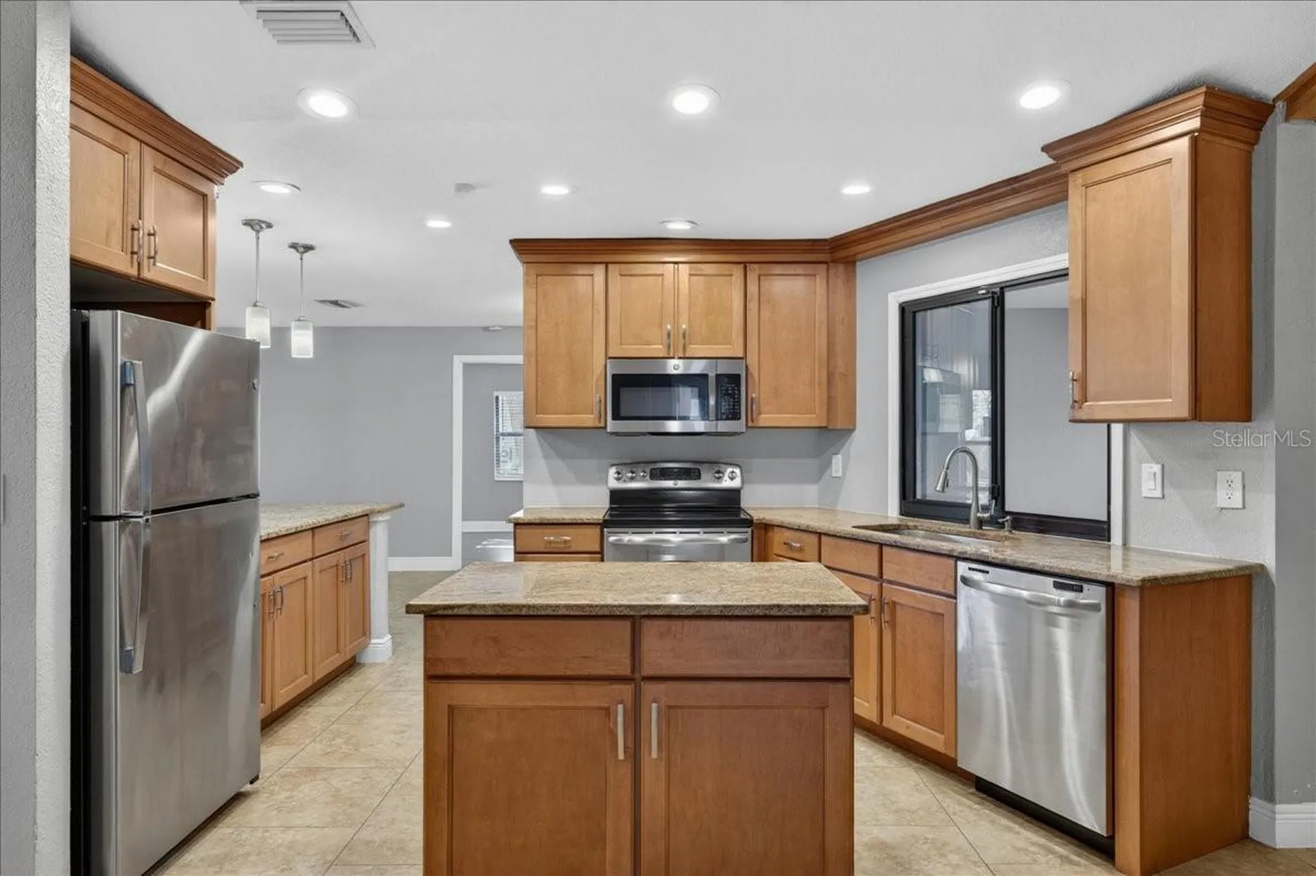 2883 Mandarin Place Palm Harbor FL 34684