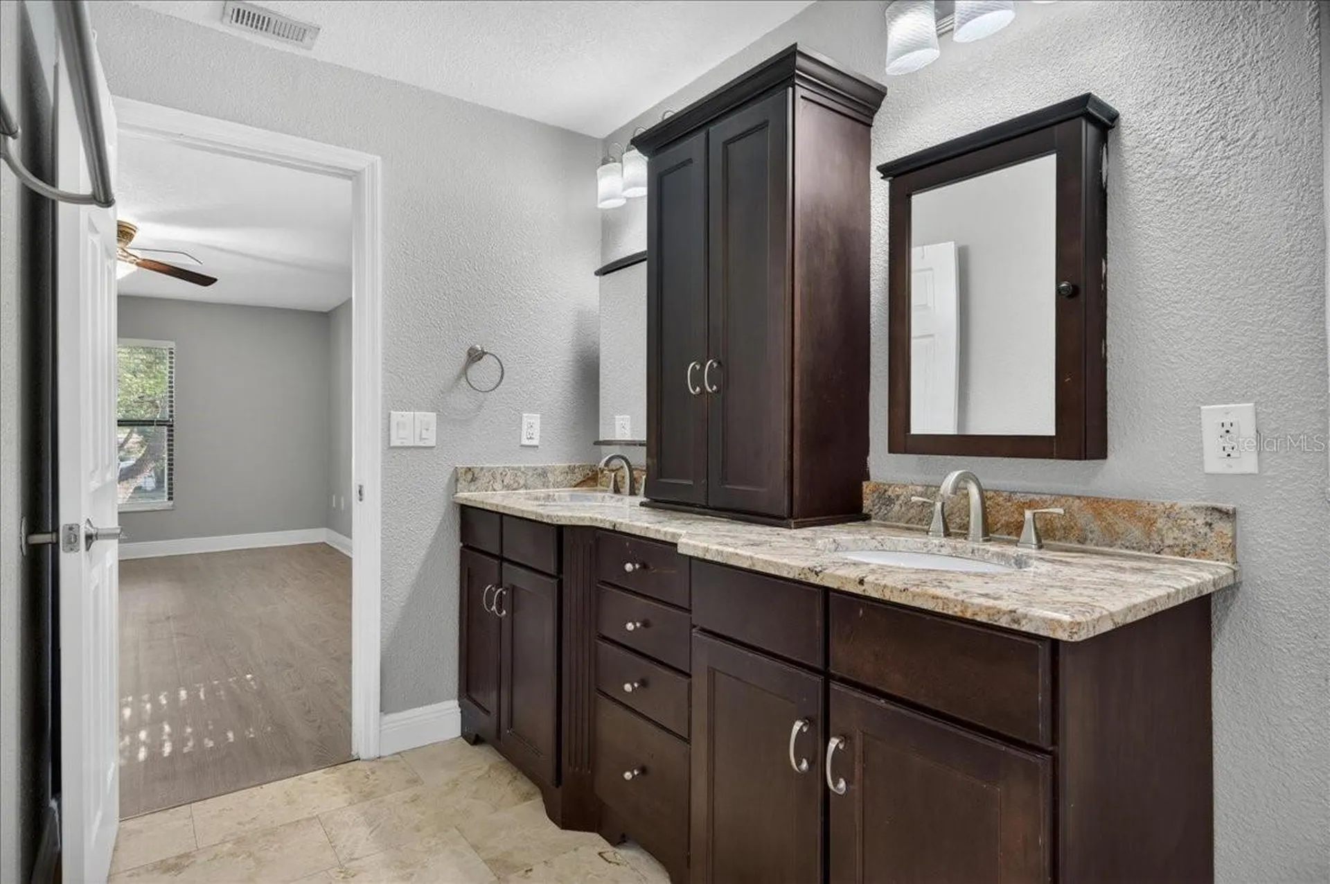 2883 Mandarin Place Palm Harbor FL 34684