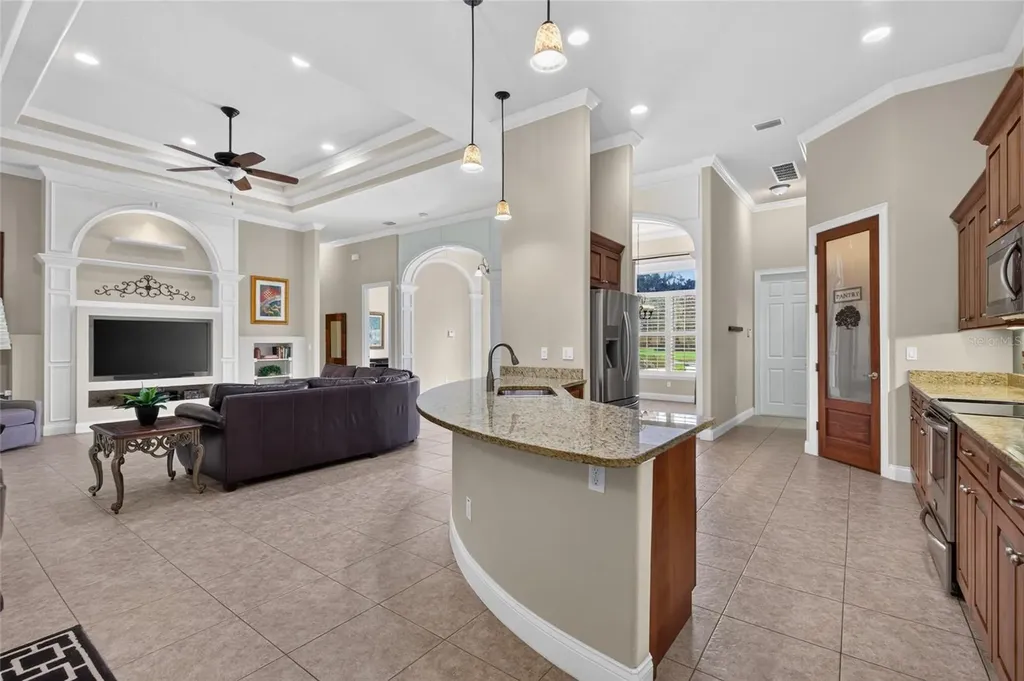 6 Scarlet Oak Circle Palm Coast FL 32137