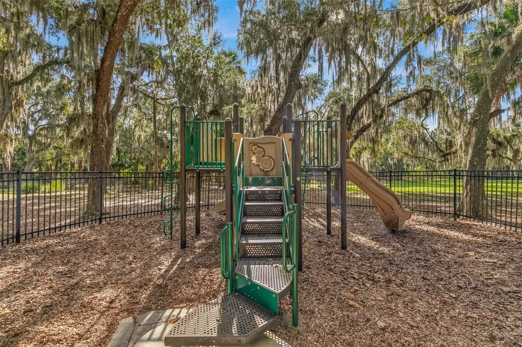 6 Scarlet Oak Circle Palm Coast FL 32137