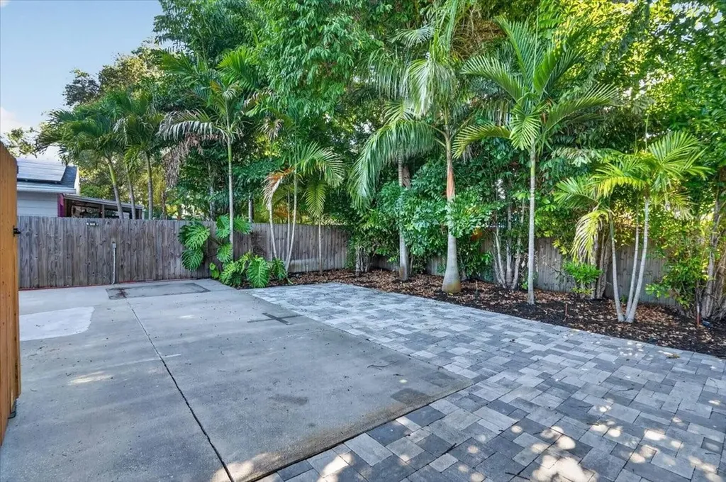 2612 46th Street S Gulfport FL 33707