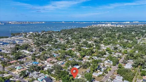 2612 46th Street S Gulfport FL 33707