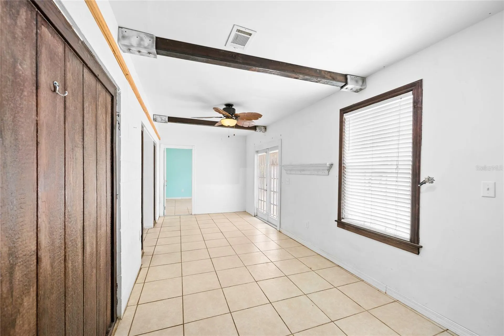 1230 E 1st Avenue Mount Dora FL 32757