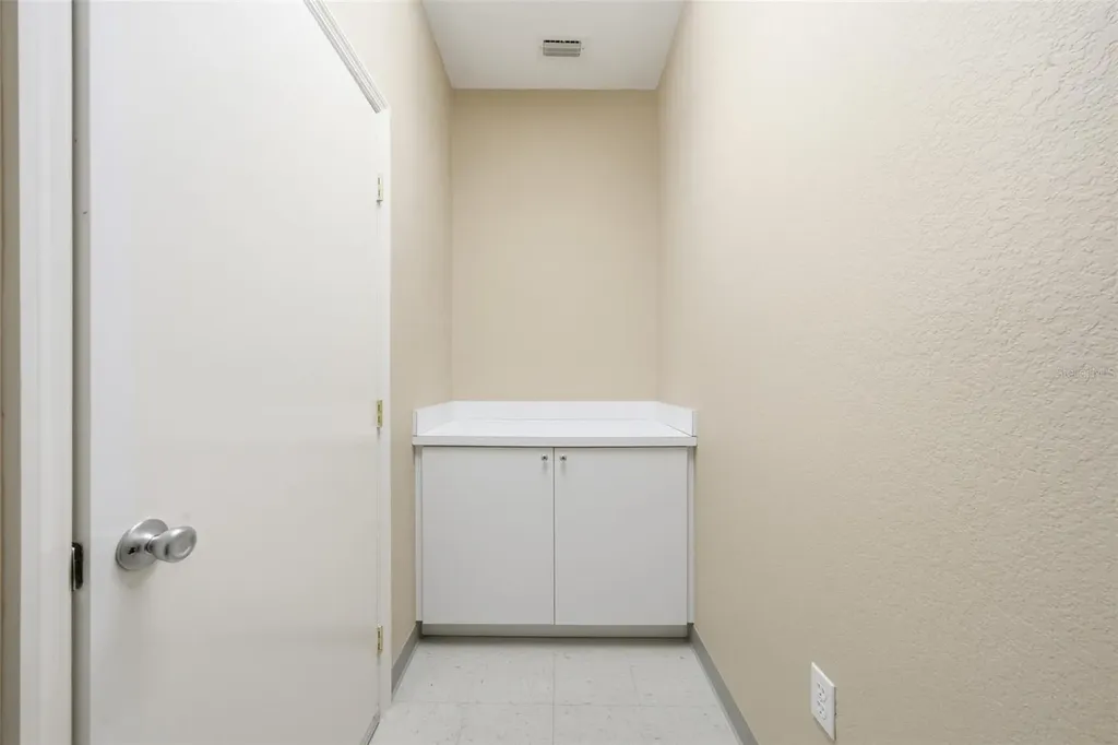 401 W Interlake Boulevard Lake Placid FL 33852