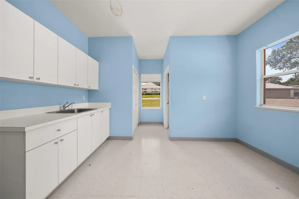 401 W Interlake Boulevard Lake Placid FL 33852