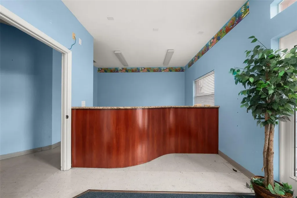 401 W Interlake Boulevard Lake Placid FL 33852
