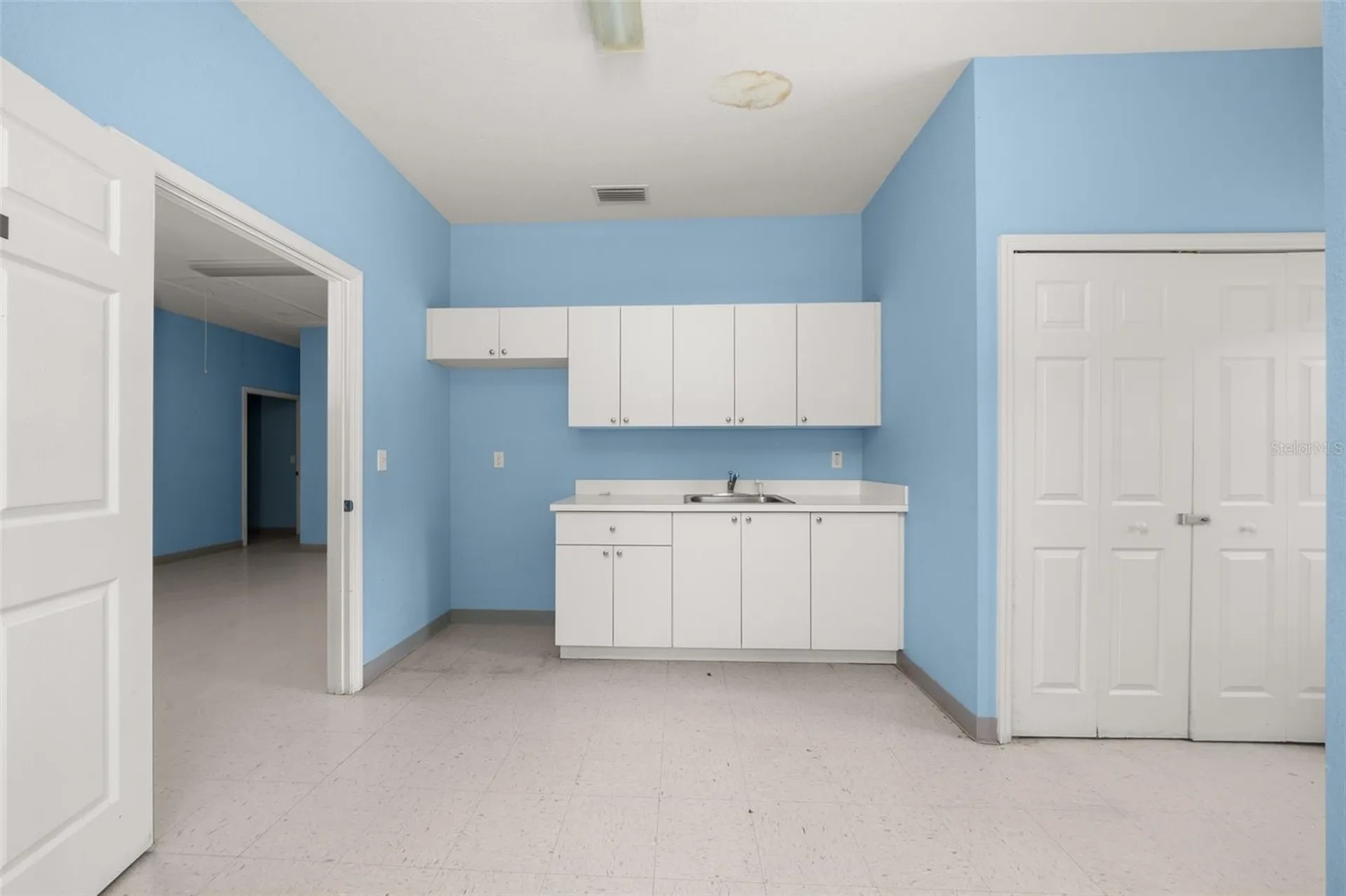 401 W Interlake Boulevard Lake Placid FL 33852