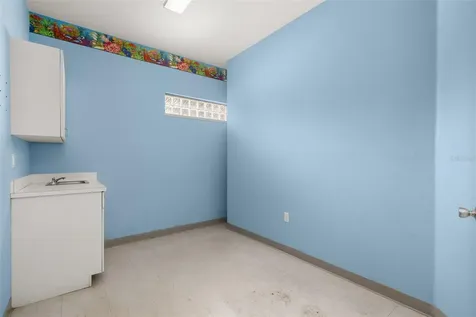 401 W Interlake Boulevard Lake Placid FL 33852