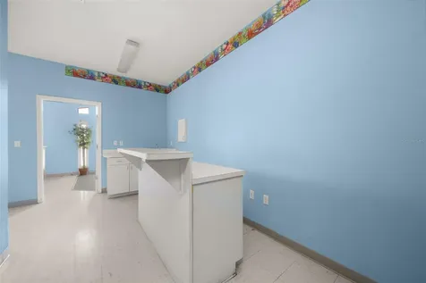 401 W Interlake Boulevard Lake Placid FL 33852