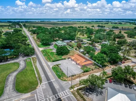 401 W Interlake Boulevard Lake Placid FL 33852