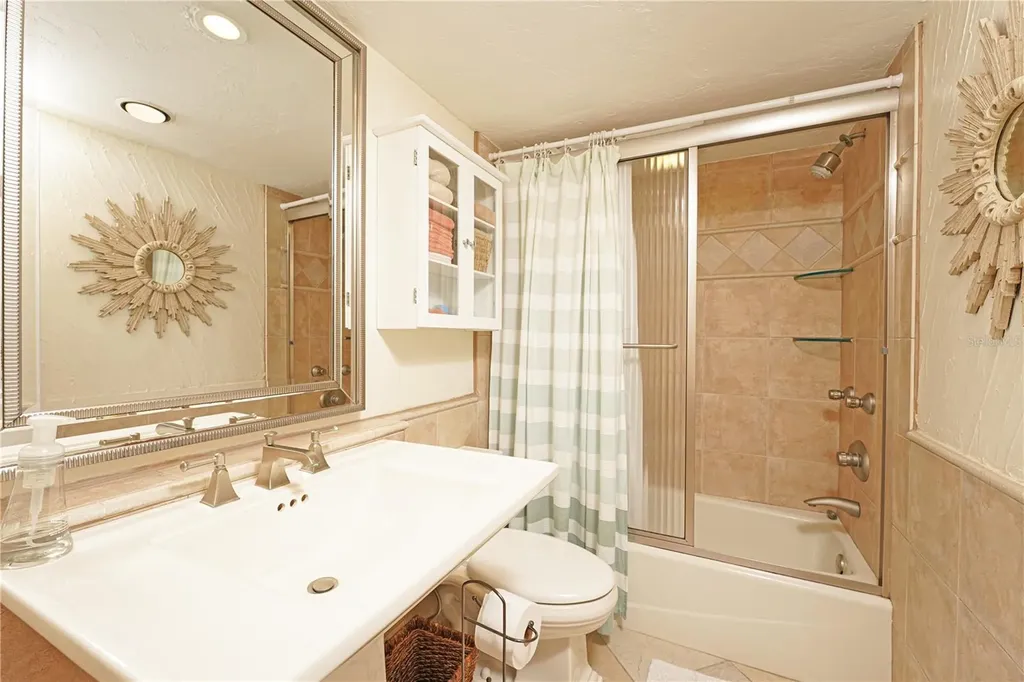 5600 Beach Way Drive Sarasota FL 34242