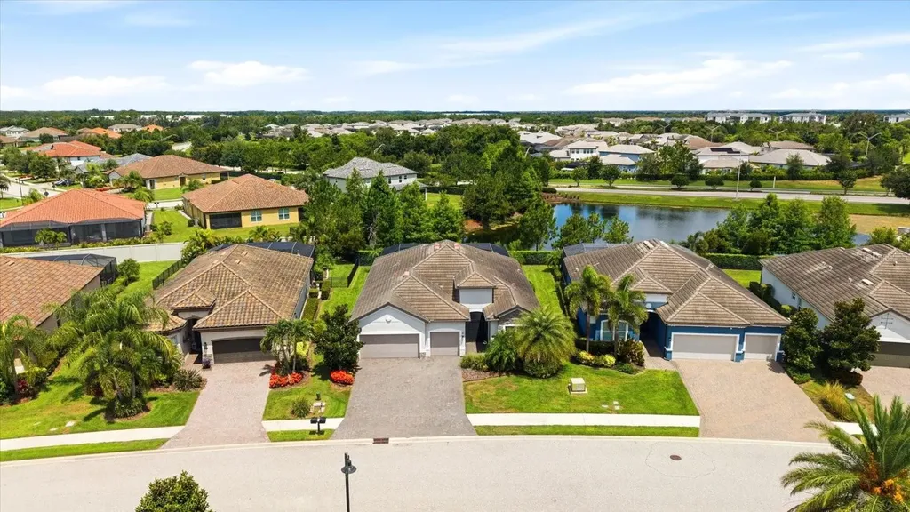 12021 Perennial Place Lakewood Ranch FL 34211