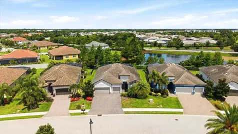 12021 Perennial Place Lakewood Ranch FL 34211