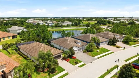 12021 Perennial Place Lakewood Ranch FL 34211