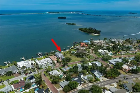 1768 Santa Barbara Drive Dunedin FL 34698