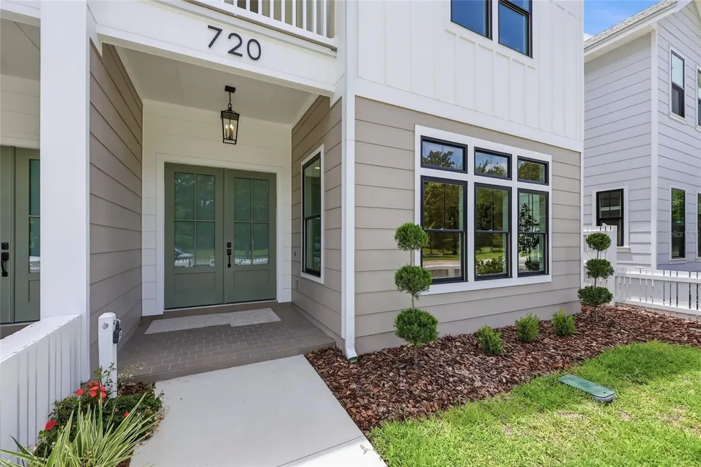 720 SW 131 Street Newberry FL 32669