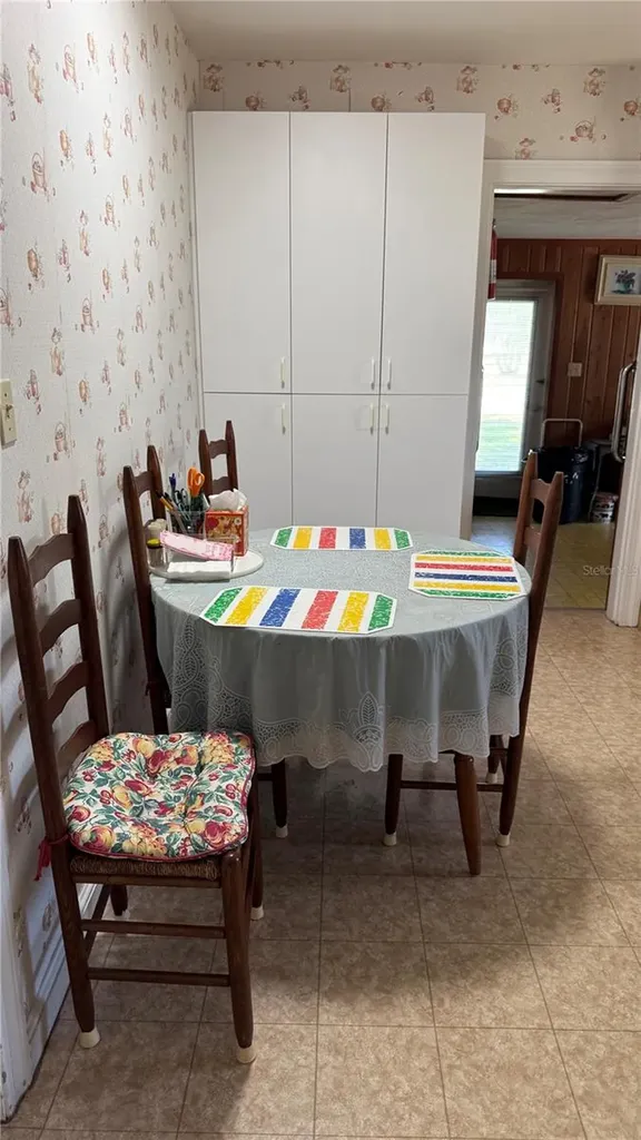7617 Senrab Drive Bradenton FL 34209