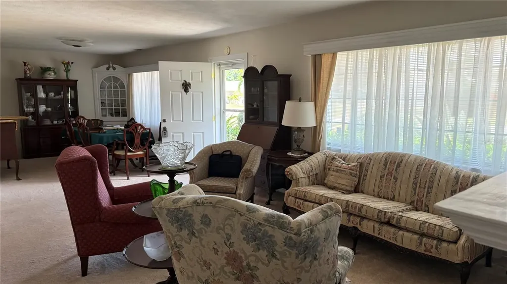 7617 Senrab Drive Bradenton FL 34209