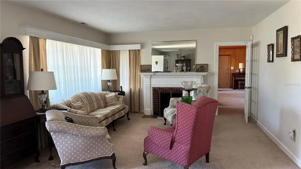 7617 Senrab Drive Bradenton FL 34209