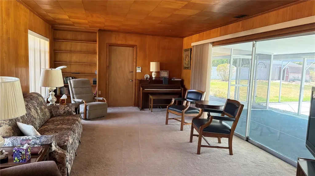 7617 Senrab Drive Bradenton FL 34209