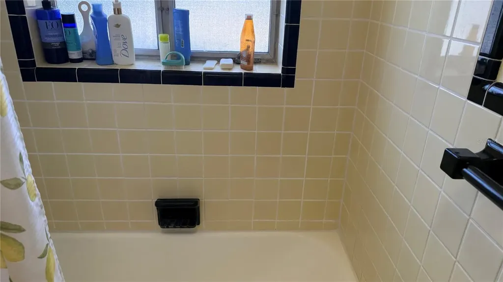 7617 Senrab Drive Bradenton FL 34209
