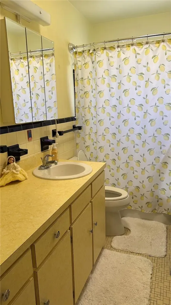 7617 Senrab Drive Bradenton FL 34209