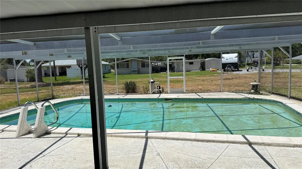 7617 Senrab Drive Bradenton FL 34209
