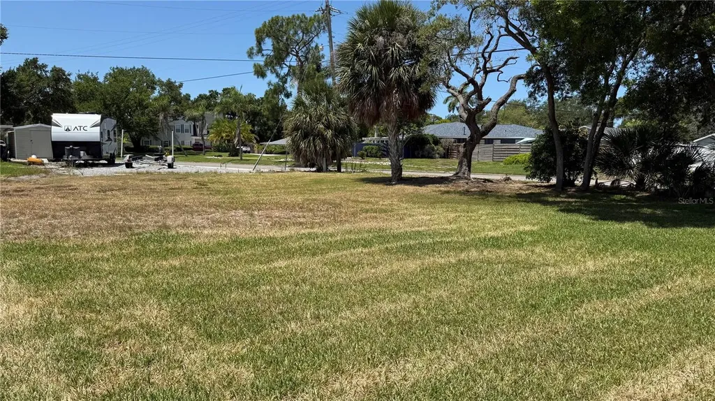 7617 Senrab Drive Bradenton FL 34209