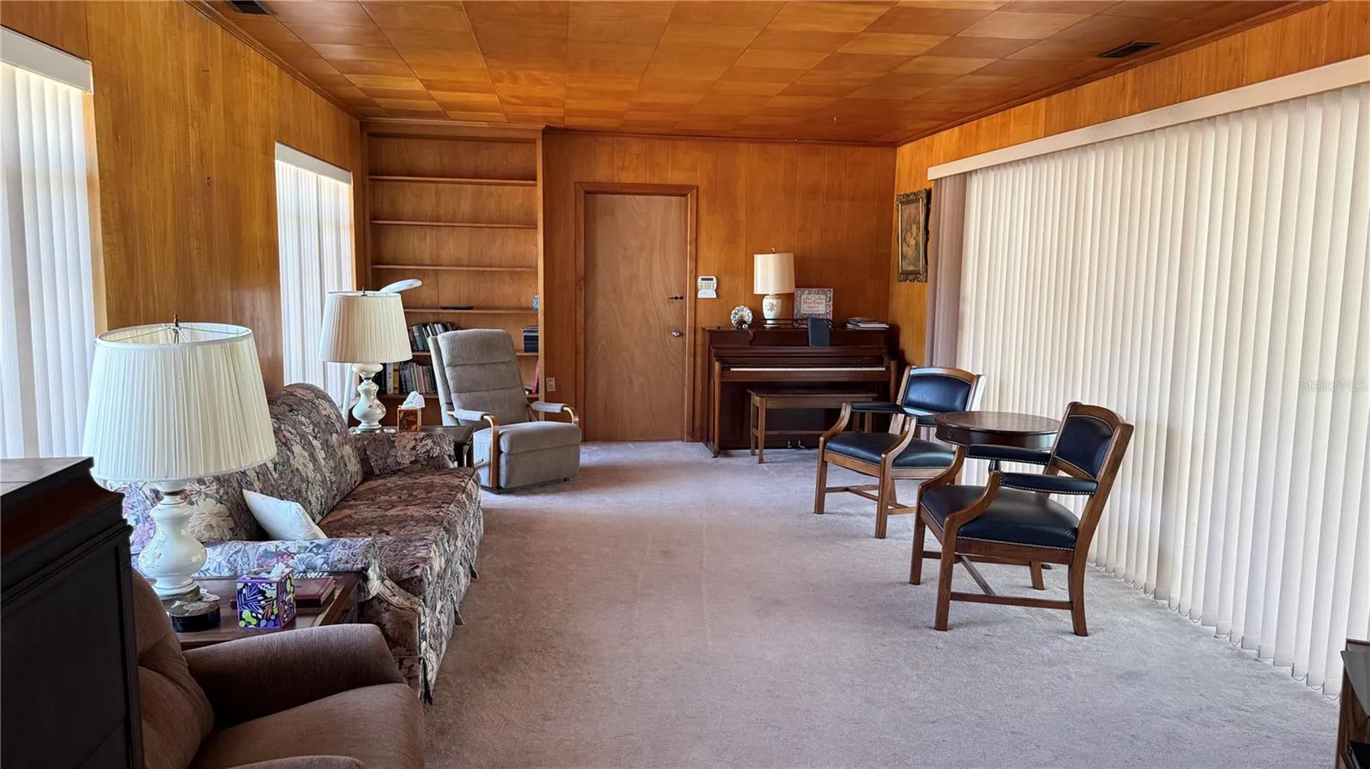 7617 Senrab Drive Bradenton FL 34209