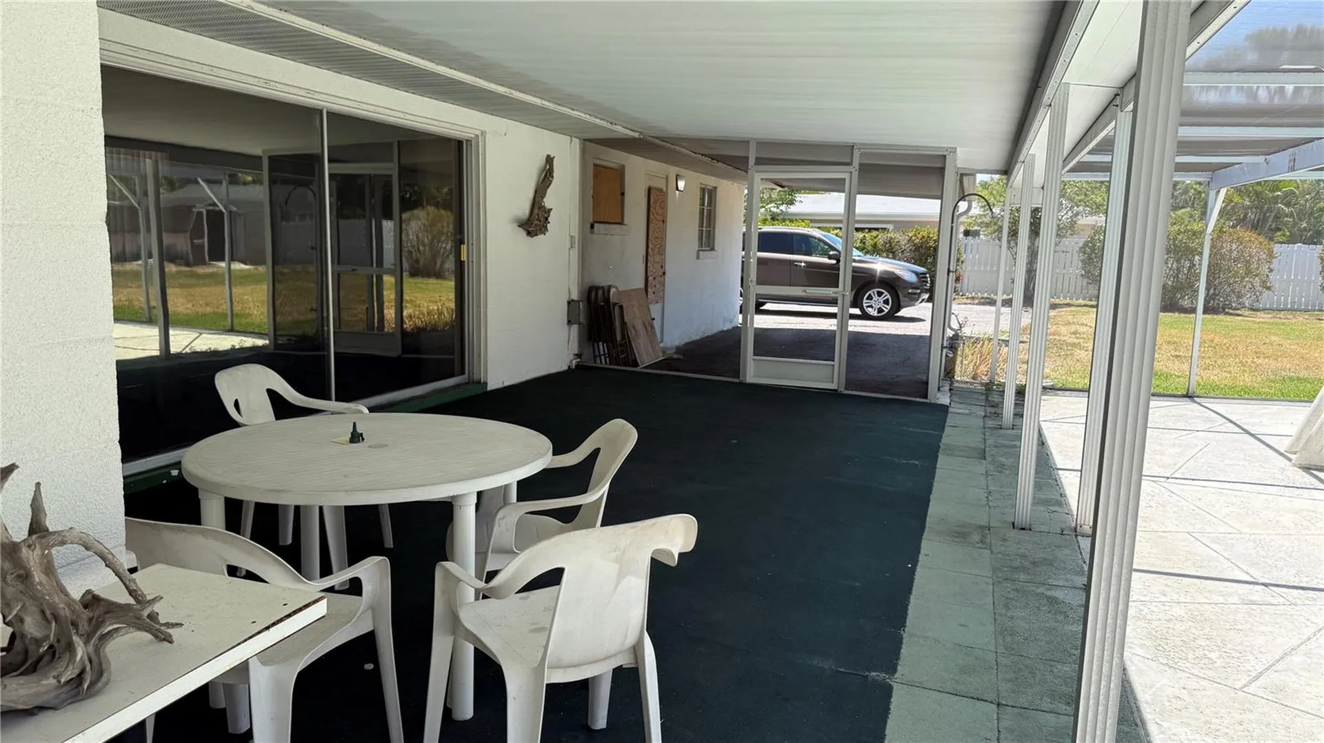 7617 Senrab Drive Bradenton FL 34209