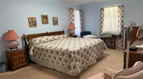 7617 Senrab Drive Bradenton FL 34209