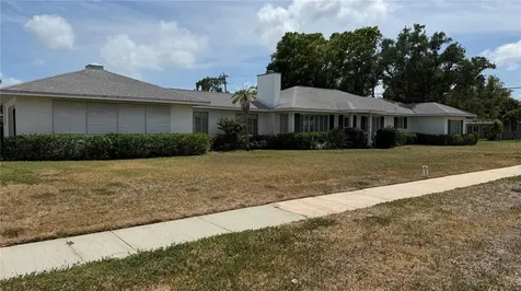 7617 Senrab Drive Bradenton FL 34209