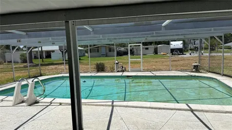 7617 Senrab Drive Bradenton FL 34209