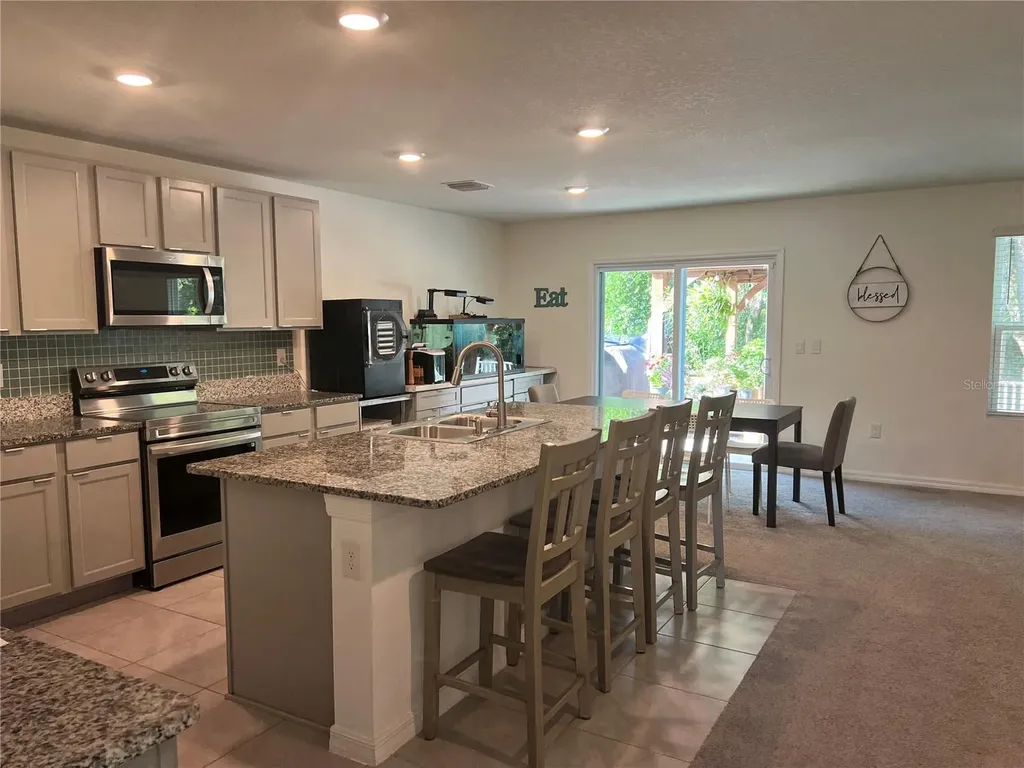 19007 NW 164th Road High Springs FL 32643
