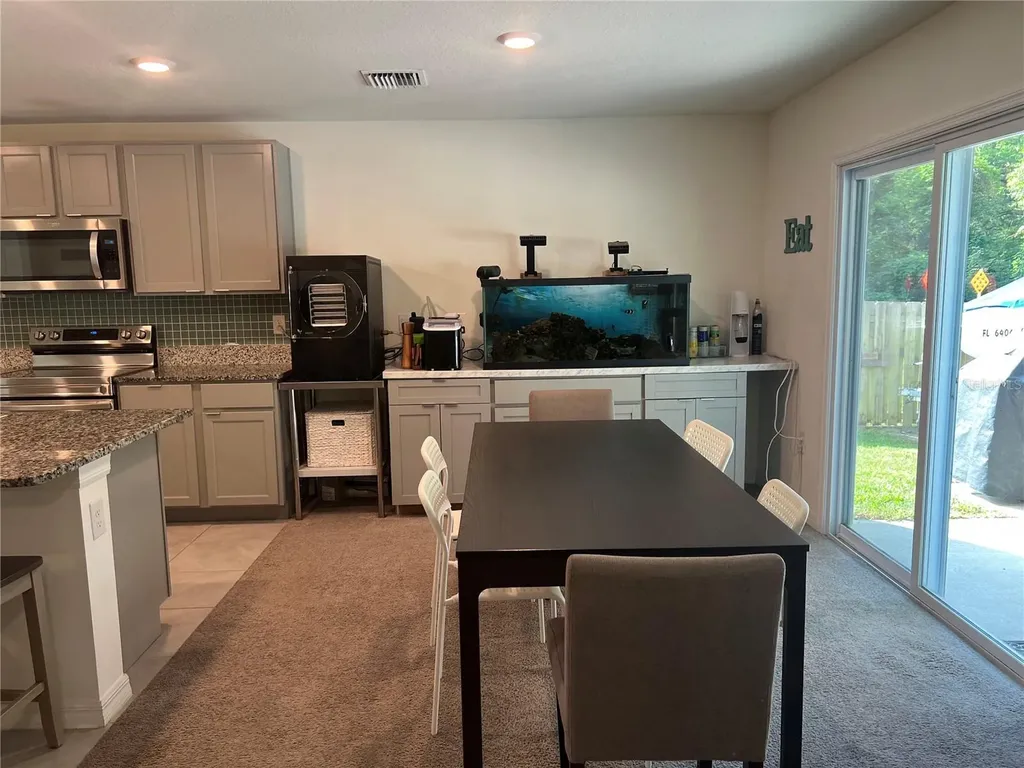 19007 NW 164th Road High Springs FL 32643