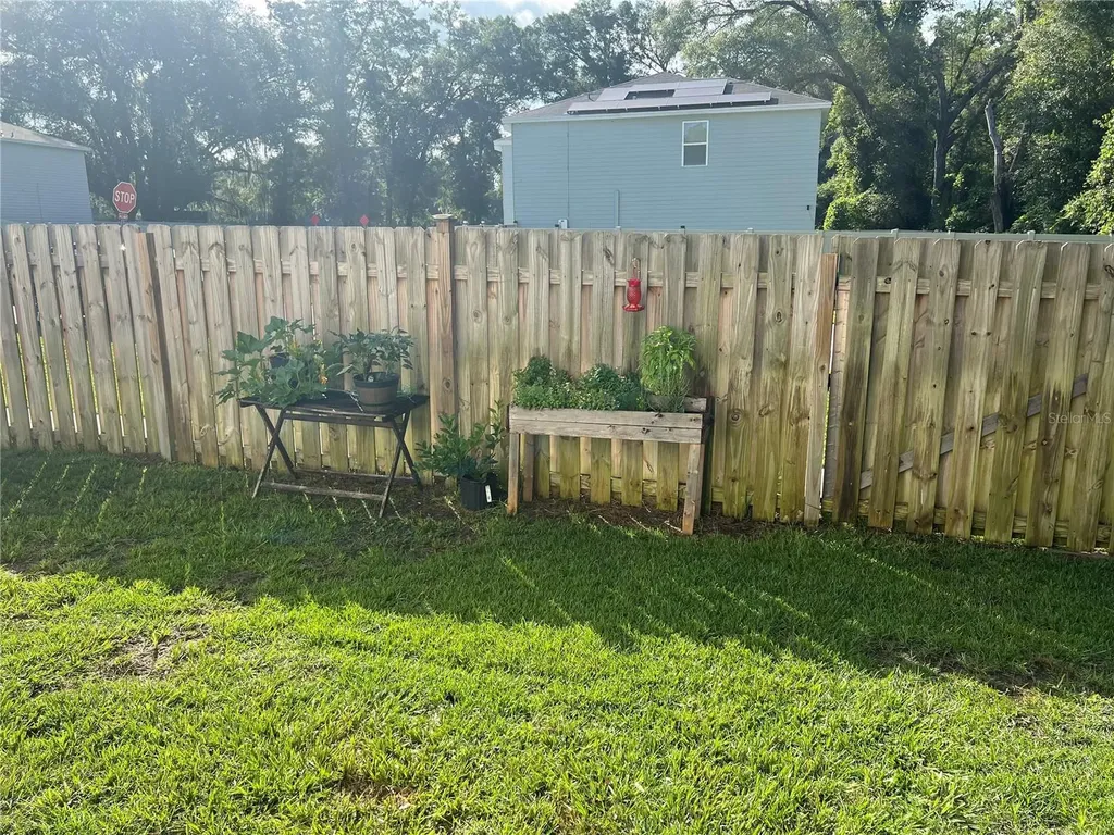 19007 NW 164th Road High Springs FL 32643