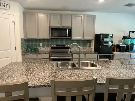 19007 NW 164th Road High Springs FL 32643