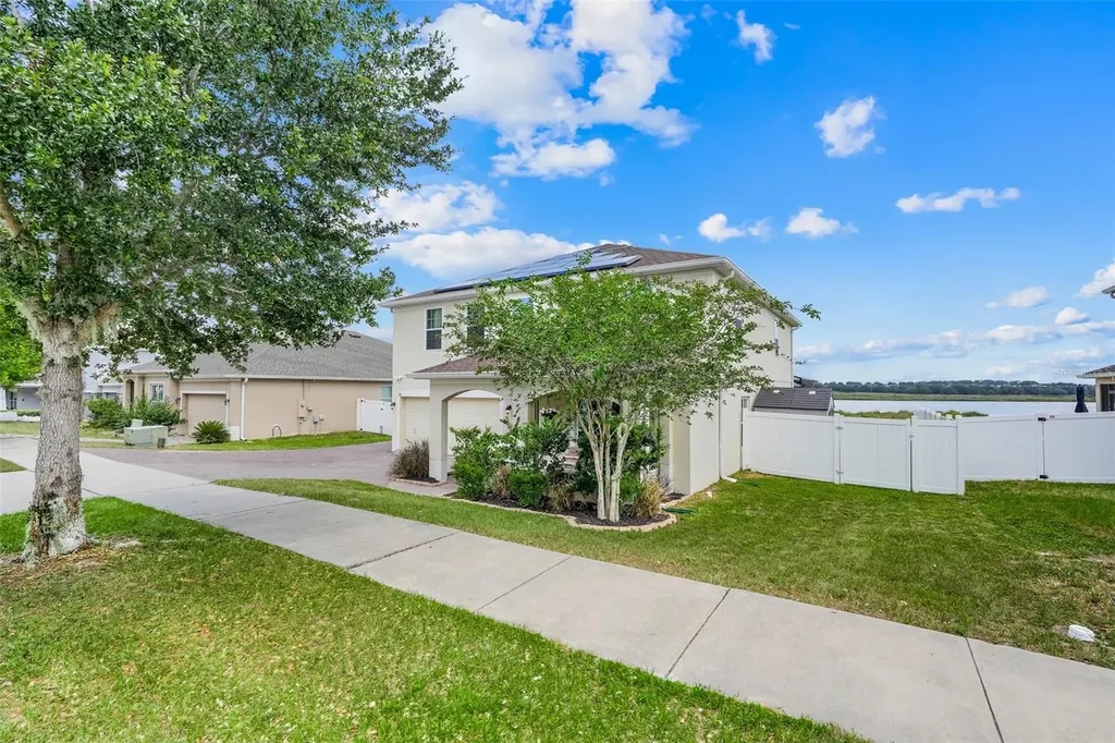 693 Black Eagle Drive Groveland FL 34736