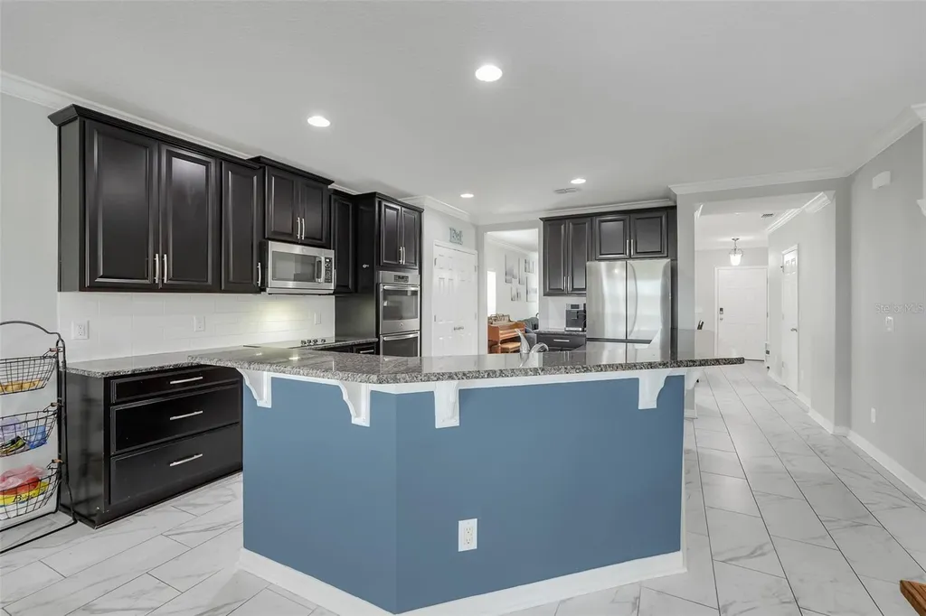 693 Black Eagle Drive Groveland FL 34736