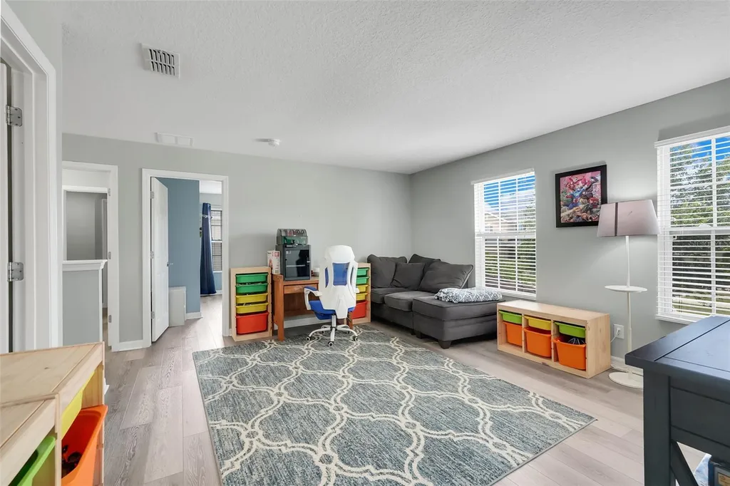 693 Black Eagle Drive Groveland FL 34736