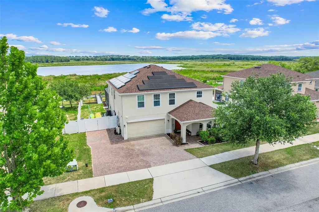 693 Black Eagle Drive Groveland FL 34736