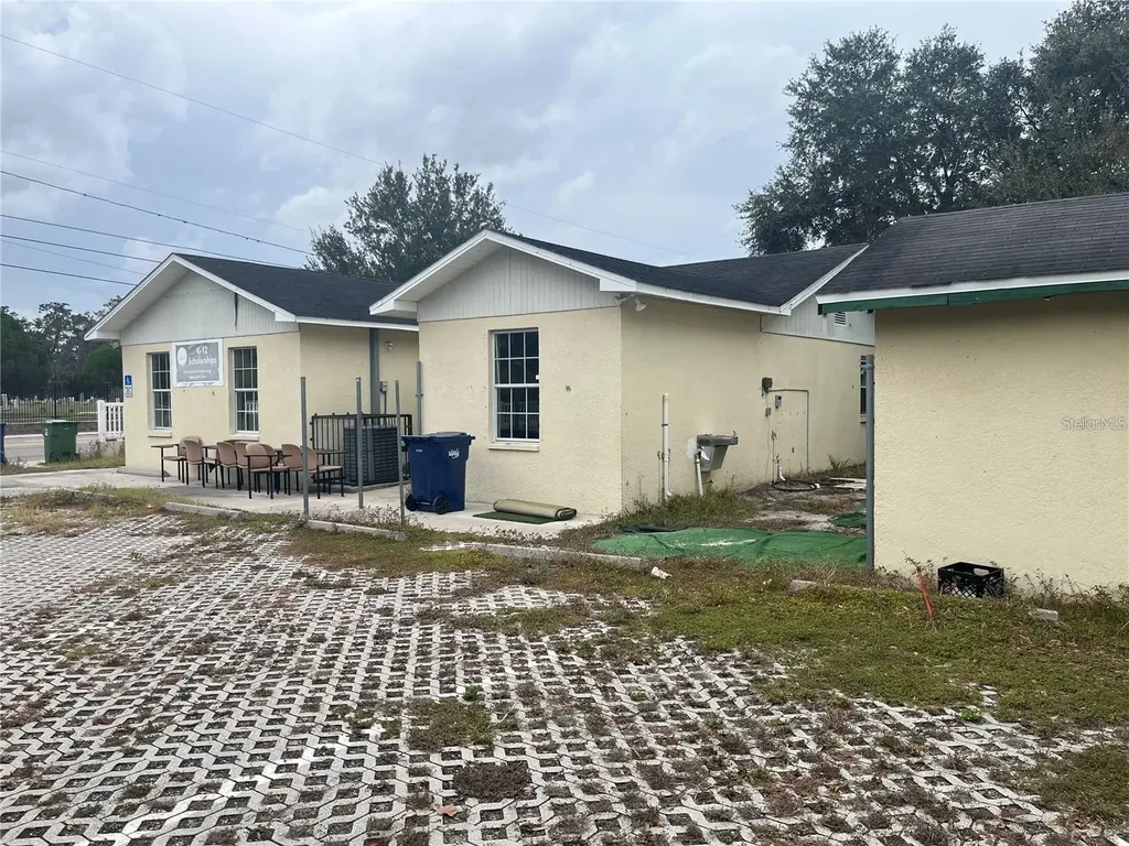 2222 E Dr Martin Luther King Jr Boulevard Tampa FL 33610