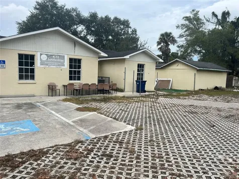 2222 E Dr Martin Luther King Jr Boulevard Tampa FL 33610