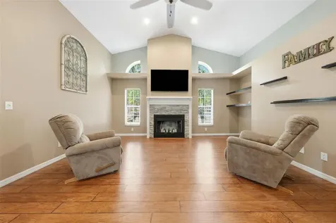 11109 Golden Eagle Avenue Weeki Wachee FL 34613