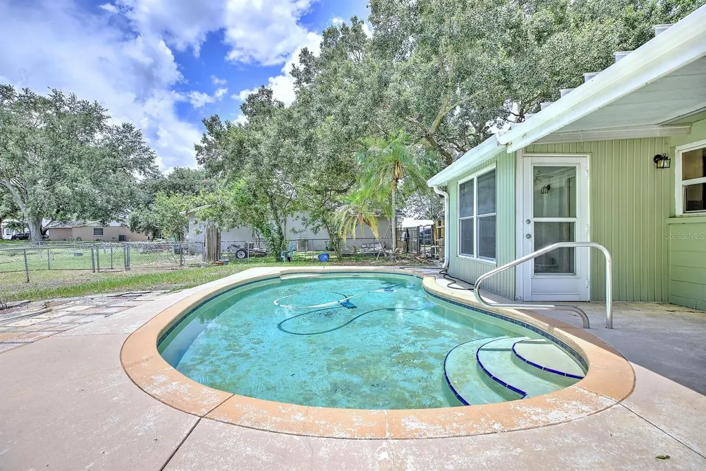 1245 Honeytree Ln E Lane E Lakeland FL 33801