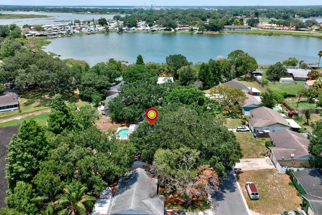 1245 Honeytree Ln E Lane E Lakeland FL 33801