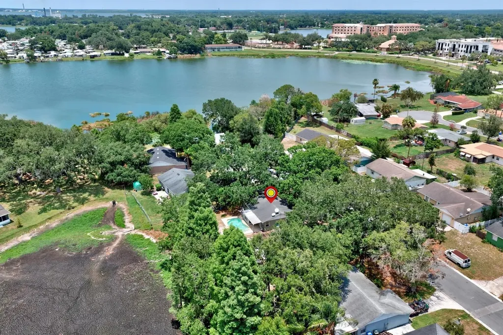1245 Honeytree Ln E Lane E Lakeland FL 33801